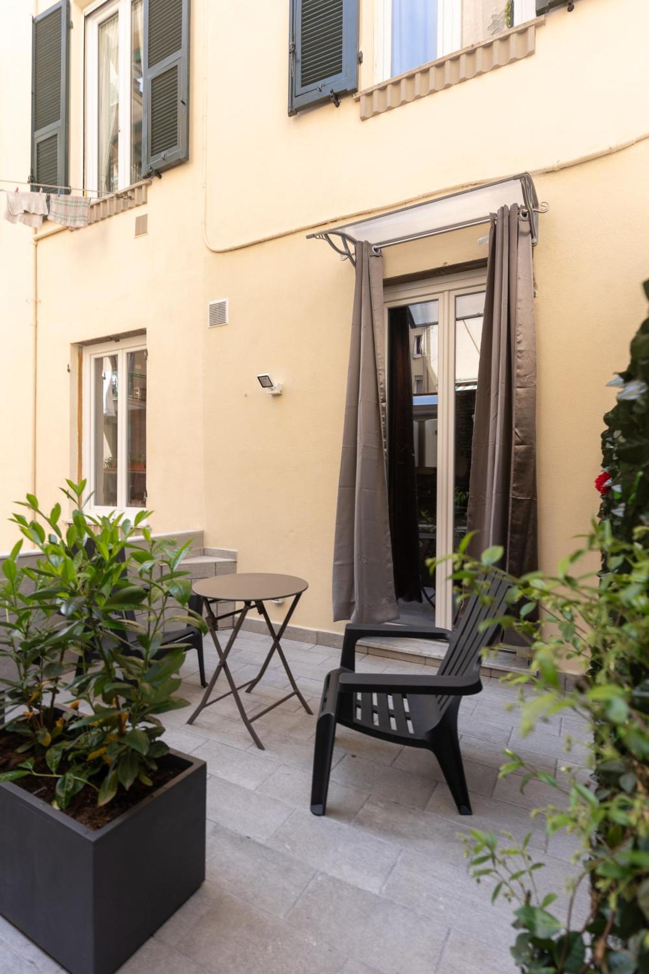 Adam Eric Bed & Breakfast La Spezia Exterior photo